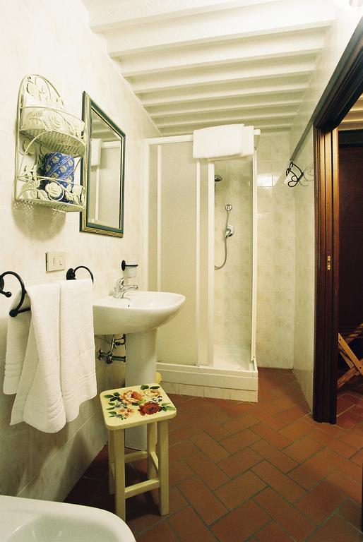 Buti Camere Zimmer Rooms San Francesco מראה חיצוני תמונה